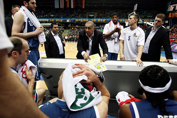 尽管他们效 尽管他们效