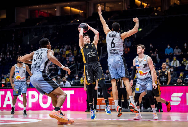 成为了全场 成为了全场