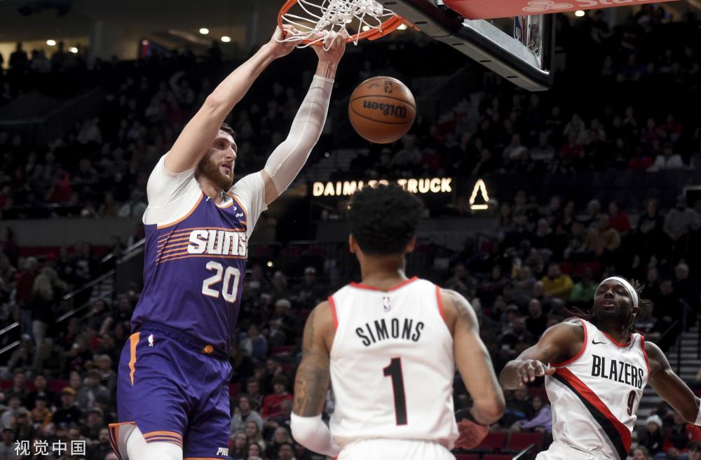 不容小觑的 不容小觑的